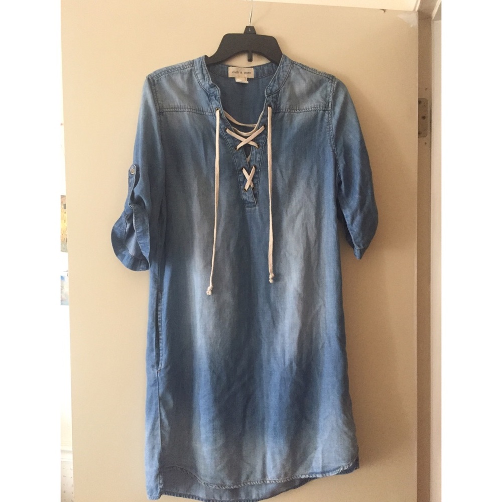 Cloth and Stone lace up chambray dress